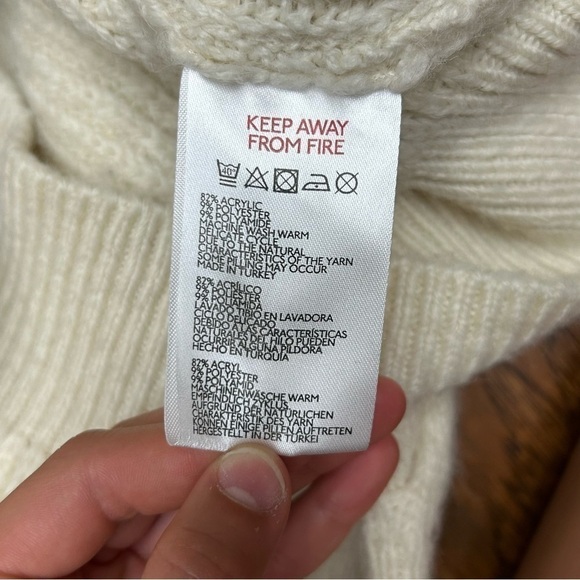 BDG by urban outfitters chunky knit women’s sweater - Picture 4 of 5